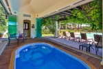 13 Spa pool