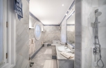 13b blue room bathroom