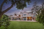 1 add New House front evening