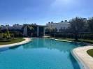 Pool mit Sozialhouse