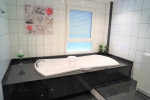 1400-bathroom1