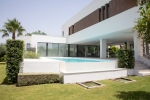 4.4 piscina jardin