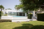 4.4 piscina jardín
