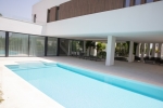 4.4 piscina y terraza