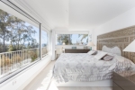 Guest bedroom  (2)