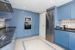Kitchen  (2)