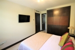 Guest bedroom with en-suite (1)