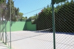 Paddle tennis court