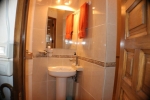 guest shower room
