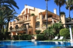 Beachfront Luxury Penthouse Puerto Banus Marbella (1)
