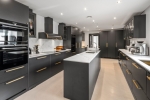 Elegant Villa Gated Community Benahavis (17)