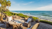 Beachfront Mansion Marbella East (9)