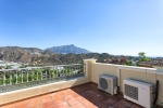 Frontline Golf Villa for sale Benahavis (52)