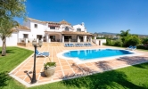 Large Family Home Benahavis Spain (5)