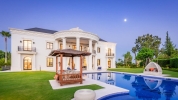 Luxury Palace for sale Marbella East (10)