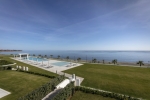 Beachfront Contemporary Apartment Estepona (18)