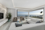 Beachfront Contemporary Apartment Estepona (27)