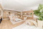 Beachfront Duplex Puerto Banus Marbella (17)
