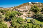 Frontline Golf Charming Villa Benahavis (50)