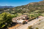 Frontline Golf Charming Villa Benahavis (4)