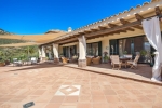 Frontline Golf Charming Villa Benahavis (43)