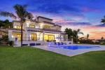 Elegant Villa Benahavis Spain (3)