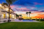 Elegant Villa Benahavis Spain (4)