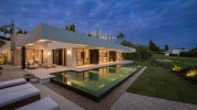Frontline Golf New Contemporary Villa Marbella (24)