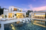 New Modern Villa with Spanish Feel Benahavis  (9)