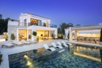 New Modern Villa with Spanish Feel Benahavis  (11)