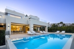 Modern Villa Nueva Andalucia Marbella (16)