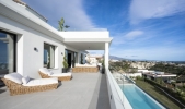 Spacious Modern Villa Benahavis Spain (85)