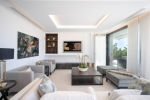 Contemporary Villa for sale Nueva Andalucia (9)
