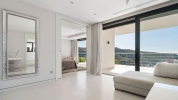 Modern Villa Gated Complex Benahavis (15)