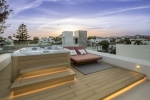 Luxury Modern Beachside Villa Marbella (18)