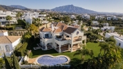 Elegant Villa Benahavis Golf Course (3) (Grande)