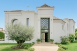 Fully Renovated Villa Gated Complex Marbella  (8)