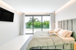 Fully Renovated Villa Gated Complex Marbella  (17)