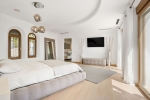 Splendid Villa for sale Benahavis Spain (11)