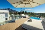 Frontline Golf Luxury Villa in Marbella Spain (4)