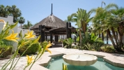 Beachfront Apartment Puente Romano Marbella (31)
