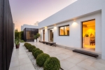 Frontline Golf Villa Nueva Andalucia Spain (28)