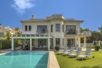 Beachfront Villa Marbella East Spain (1)