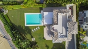 Beachfront Villa Marbella East Spain (8)