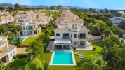 Beachfront Villa Marbella East Spain (9)
