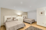 Beachfront Villa Marbella East Spain (12)