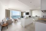 Beautiful Frontline Apartment Puerto Banus Marbella (3)
