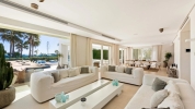 Modern Beachfront Villa Marbella Golden Mile (46)