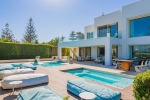 Modern Beachfront Villa Marbella Golden Mile (4)
