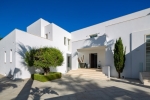 Modern Beachfront Villa Marbella Golden Mile (22)